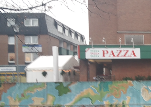 Pizza Pazza, die Cafeteria des Konrad Adenauer Gymnasiums